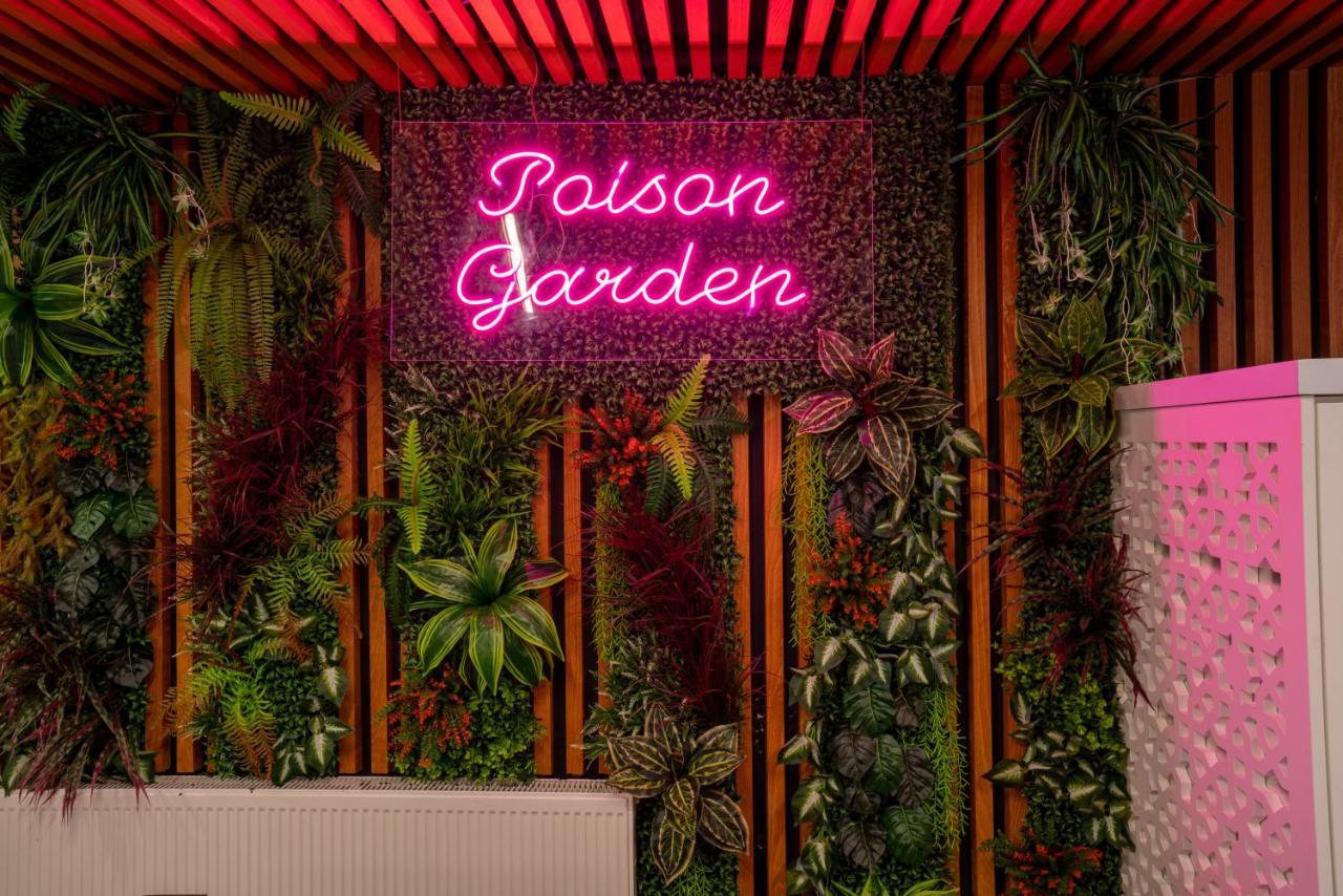 Poison Garden Suıte Gozalan Exterior foto